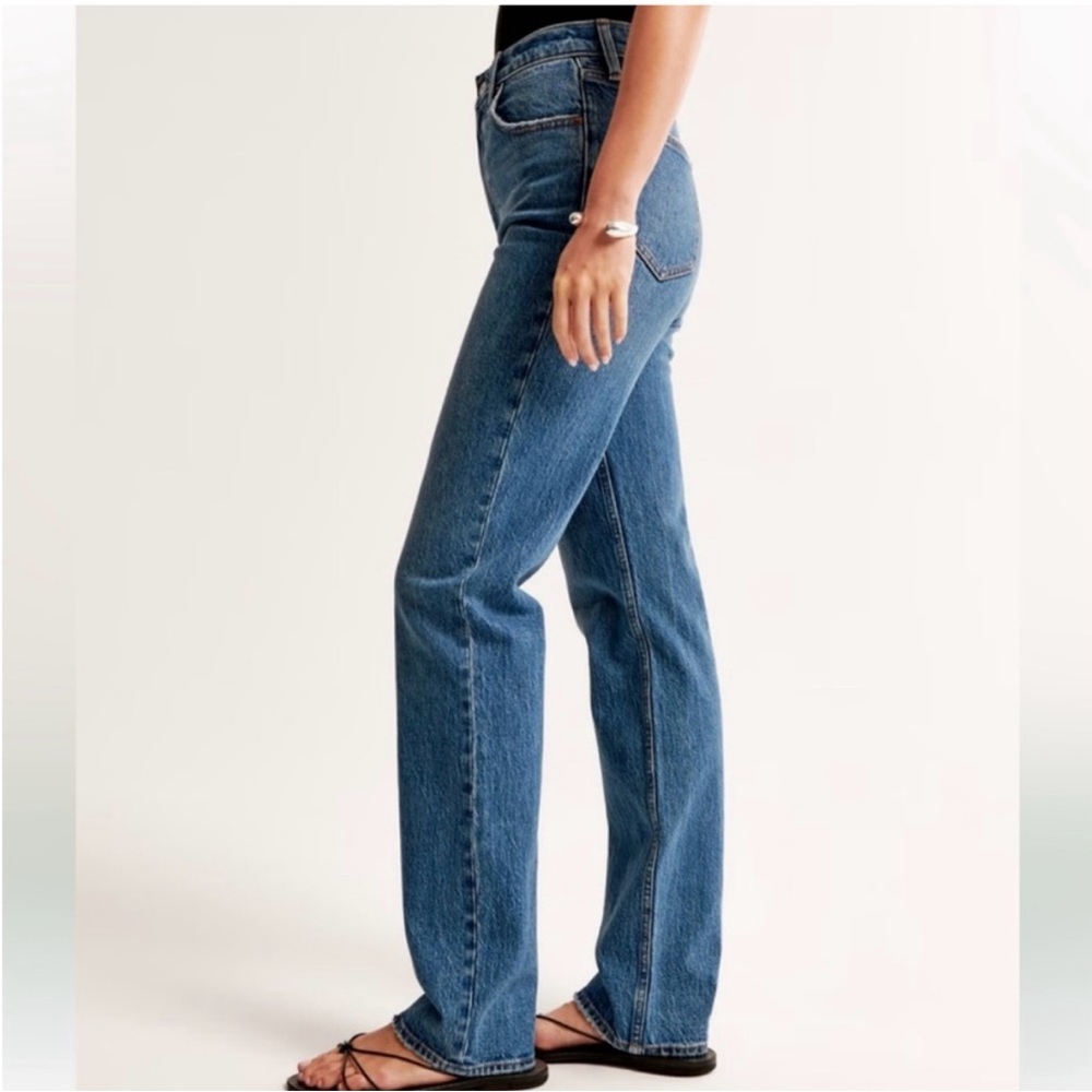 SHORT Abercrombie & Fitch The 90s Straight Ultra High Rise Blue Jeans 24/00S